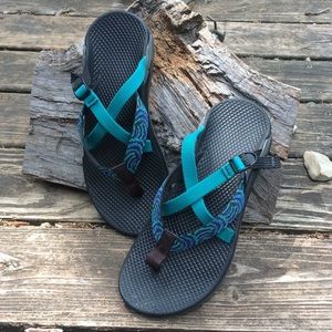 Women’s Chaco Flips Hipthong Sandals 9 turquoise